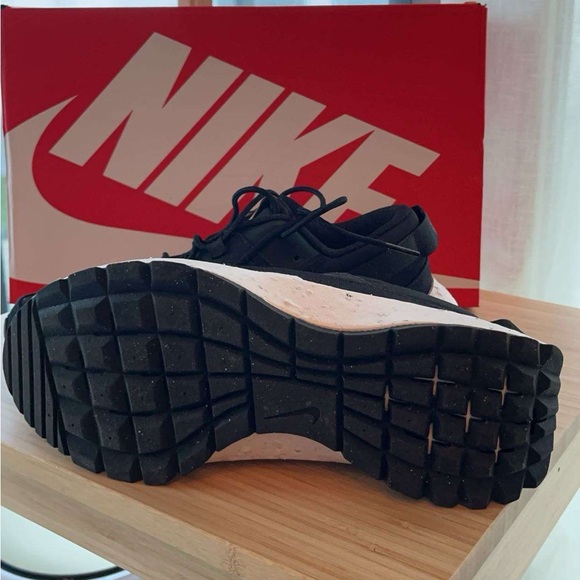 NEW Nike Women's Crater Remixa Shoes Size 6.5 - Picture 3 of 5